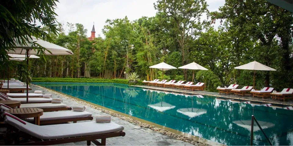 Ananda in the Himalayas — pool and garden at the wellness resort